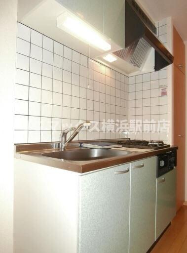 三ツ沢上町駅 徒歩2分 1階の物件内観写真