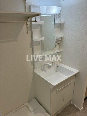 ラグゼフラット東六郷の物件内観写真