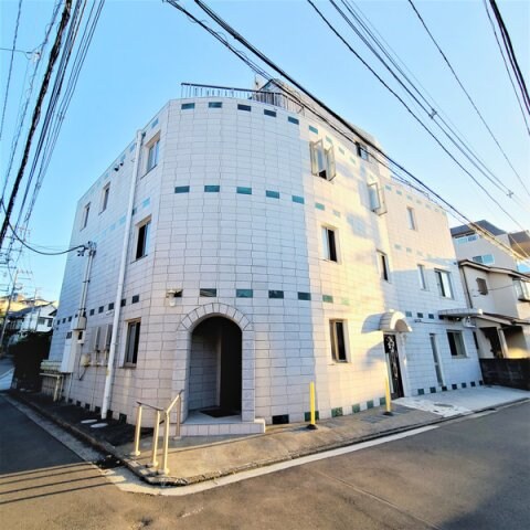 エレーナの物件外観写真