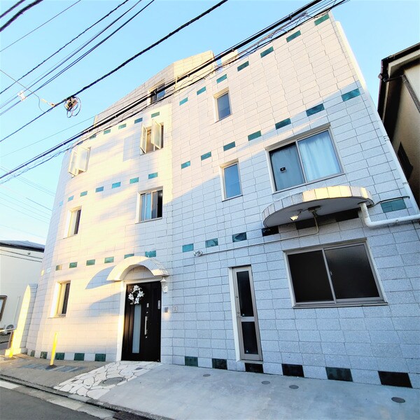 エレーナの物件外観写真