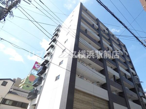 ラクラス横浜の物件外観写真