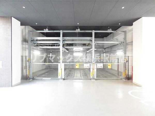 ラクラス横浜の物件外観写真