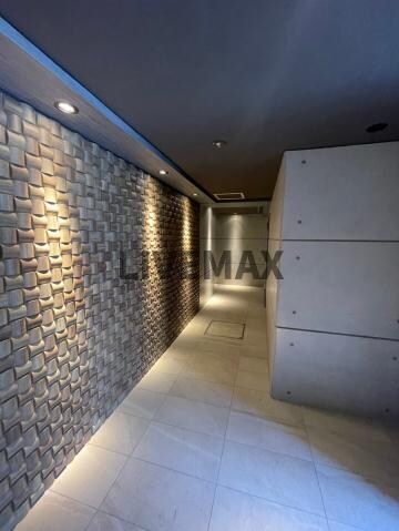 S-RESIDENCE大森bresaの物件外観写真