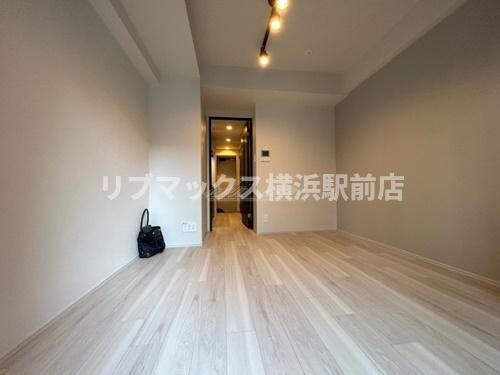 横浜駅 徒歩10分 7階の物件内観写真