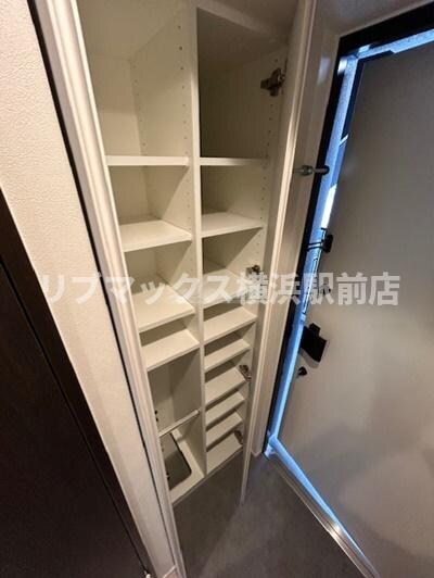 横浜駅 徒歩10分 7階の物件内観写真