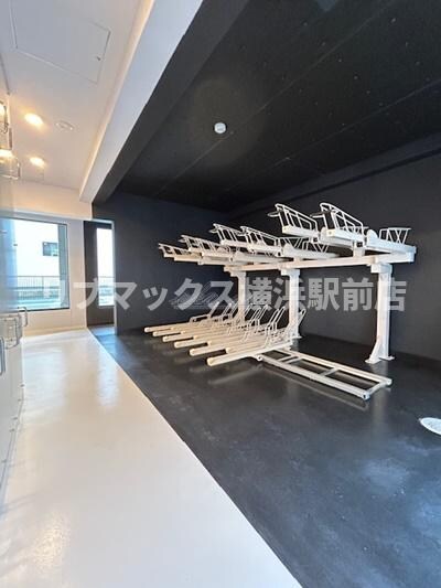 横浜駅 徒歩10分 7階の物件内観写真