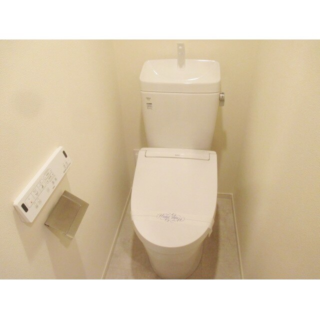 クレヴィスタ氷川台の物件内観写真