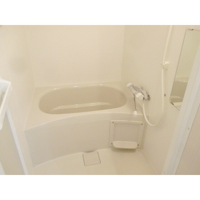 リトルネスト福生の物件内観写真