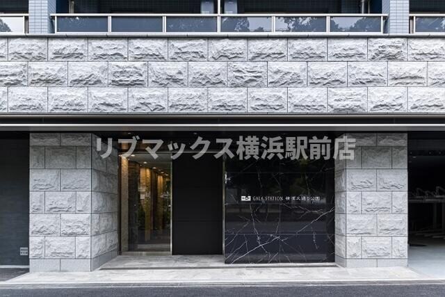 阪東橋駅 徒歩2分 9階の物件外観写真