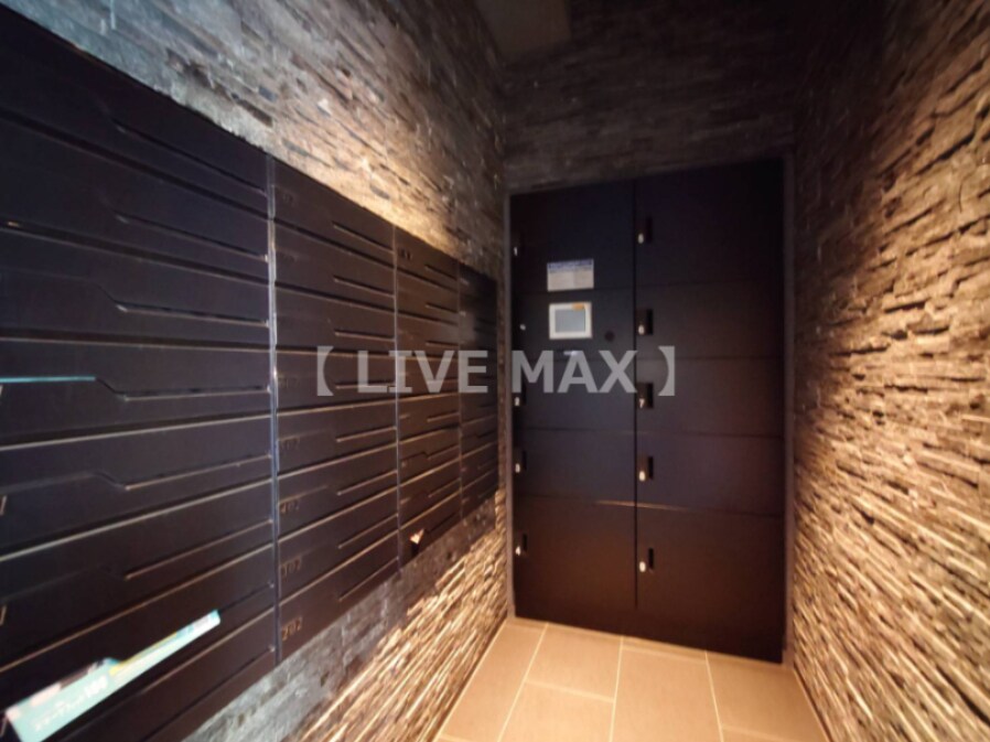 OMNIA横濱阪東橋の物件外観写真