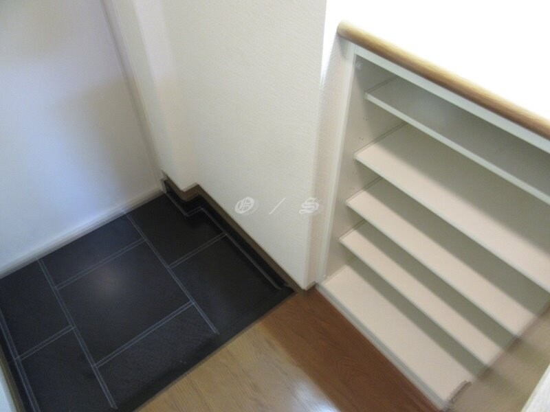 グリフィン新横浜・参番館の物件内観写真