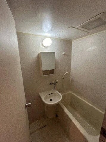 横浜駅 徒歩9分 5階の物件内観写真