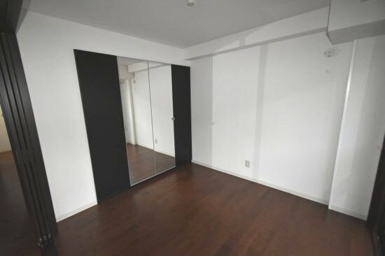 新山下三番館の物件内観写真