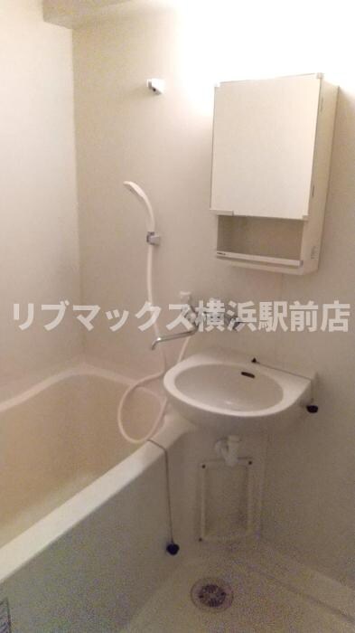 カスタリア野毛山の物件内観写真