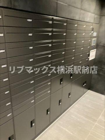 エストゥルース横浜蒔田の物件外観写真