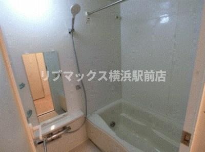 ドゥーエ横濱台町の物件内観写真
