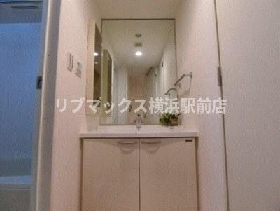 ドゥーエ横濱台町の物件内観写真