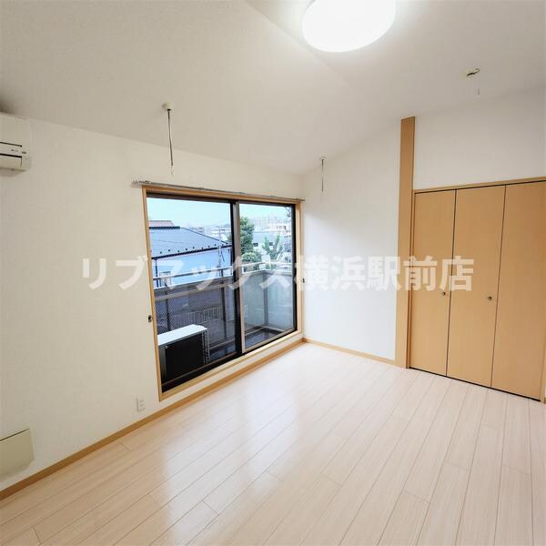 シャルムカーサの物件内観写真