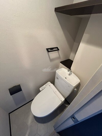 子安駅 徒歩4分 7階の物件内観写真