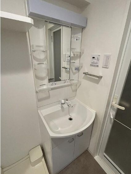 MAXIV横浜大通公園の物件内観写真