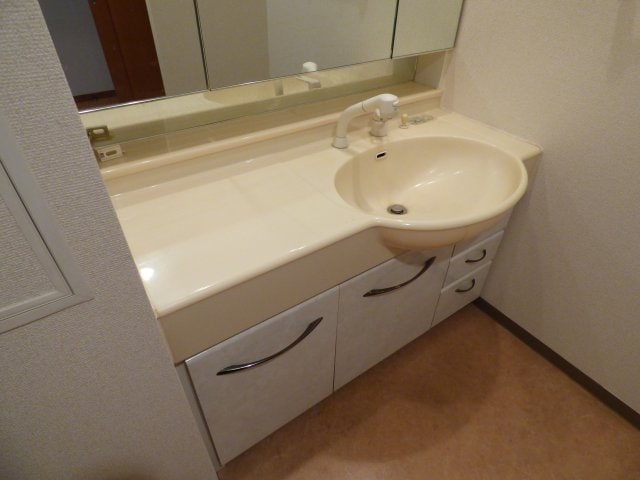 コスモ新横浜の物件内観写真