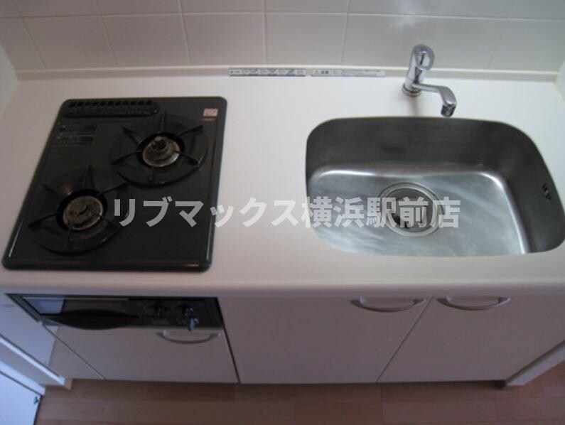 ドゥーエ横濱台町の物件内観写真