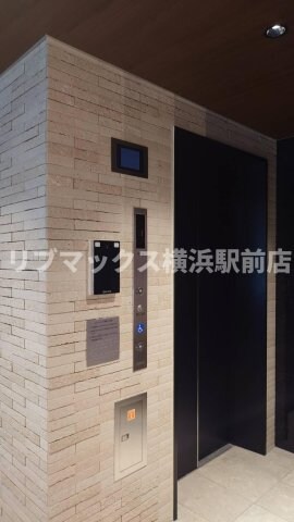 コンフォリア・リヴ横浜平沼の物件内観写真