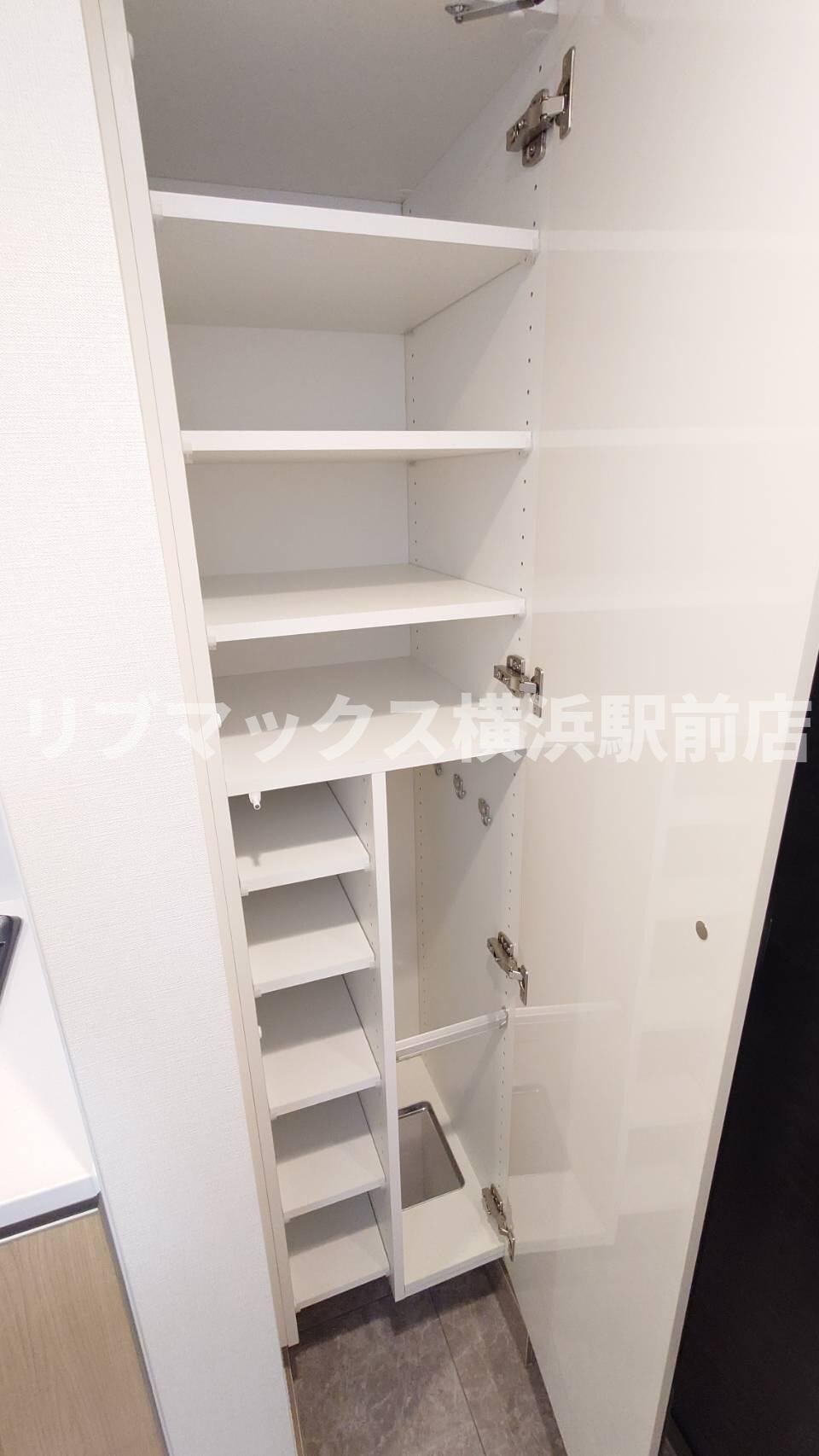 コンフォリア・リヴ横浜平沼の物件内観写真