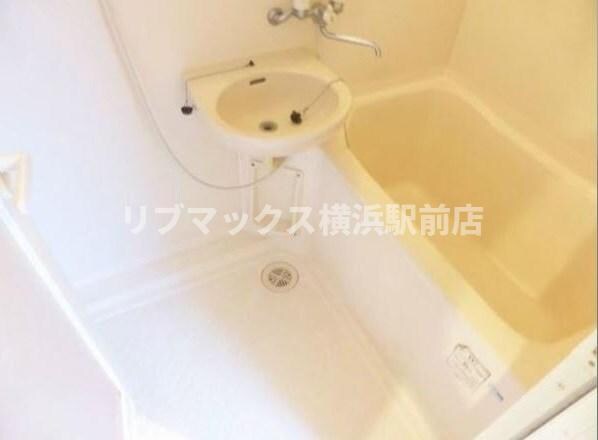 カスタリア野毛山の物件内観写真