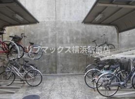 カスタリア野毛山の物件内観写真