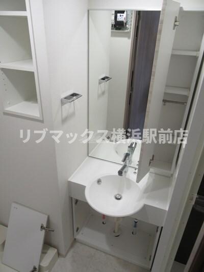 伊勢佐木長者町駅 徒歩4分 2階の物件内観写真