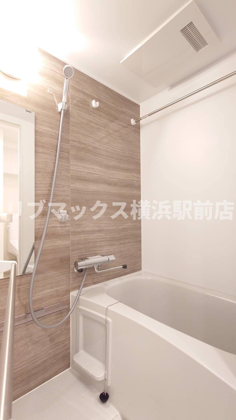 コンフォリア・リヴ横浜平沼の物件内観写真