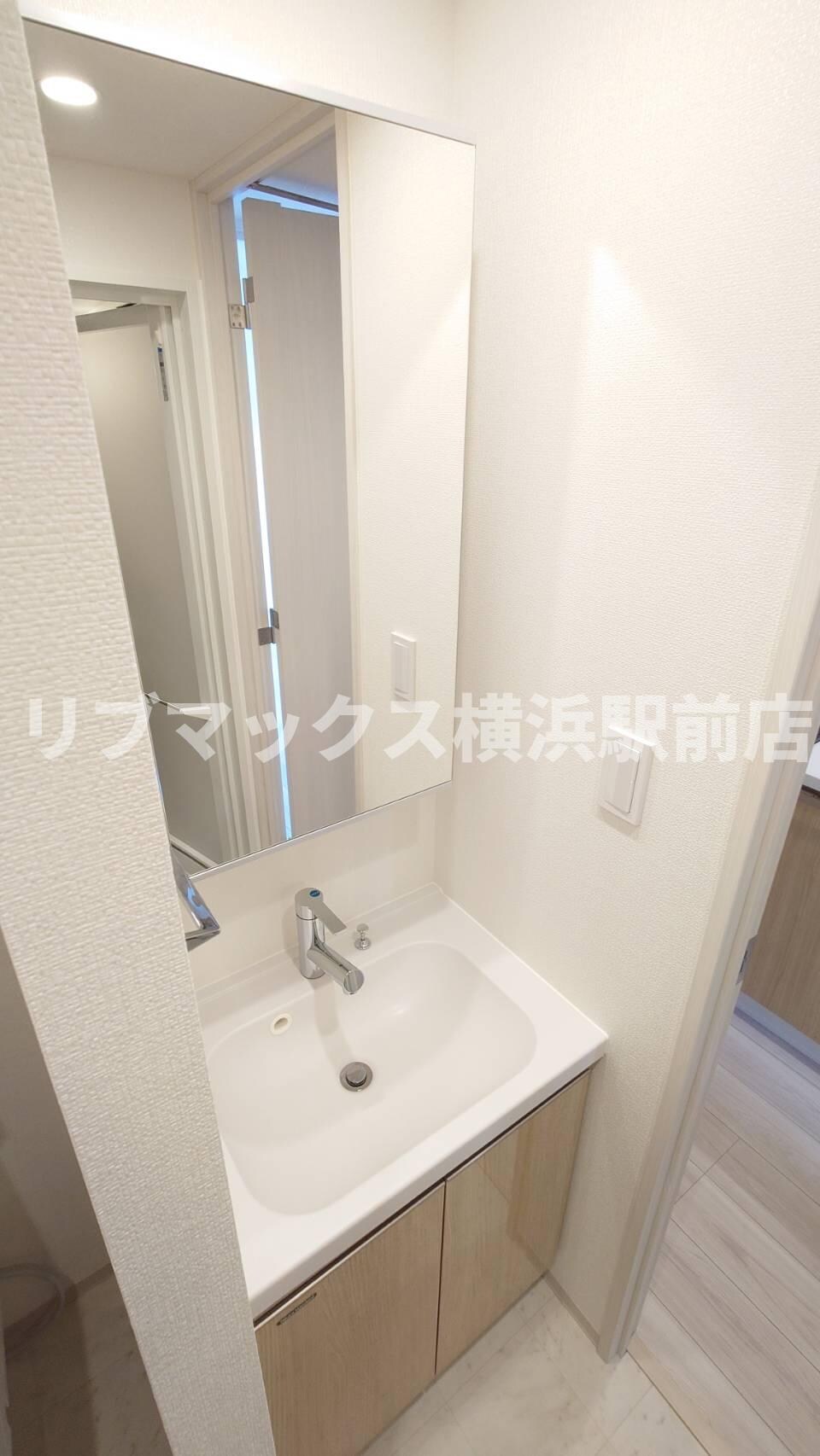 コンフォリア・リヴ横浜平沼の物件内観写真