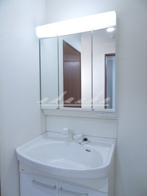 サンフレア日出町の物件内観写真