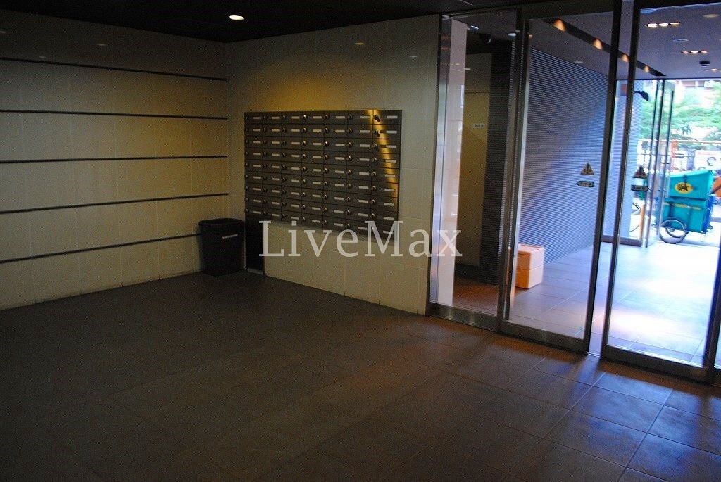 ラグジュアリーアパートメント横浜黄金町の物件内観写真