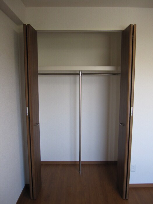 黄金森ガーデンⅠの物件内観写真