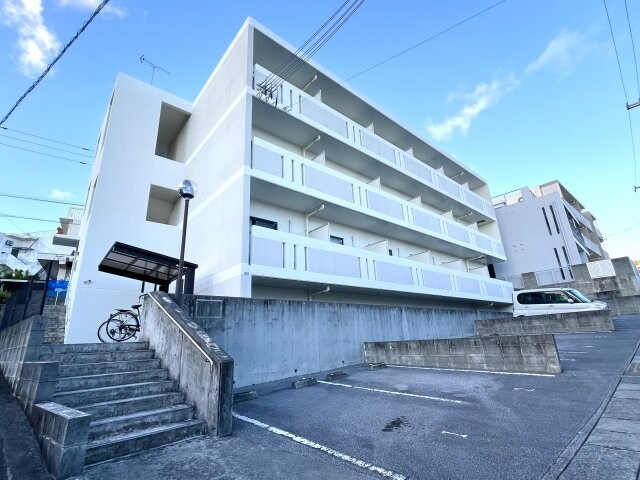 コンフォルテの物件外観写真