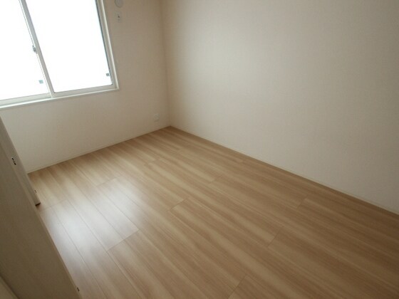 パイン　コートの物件内観写真