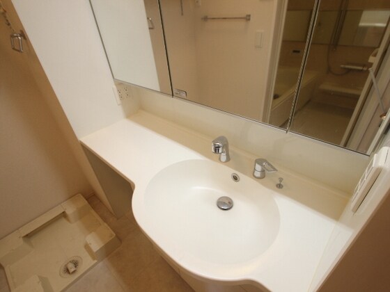 パイン　コートの物件内観写真