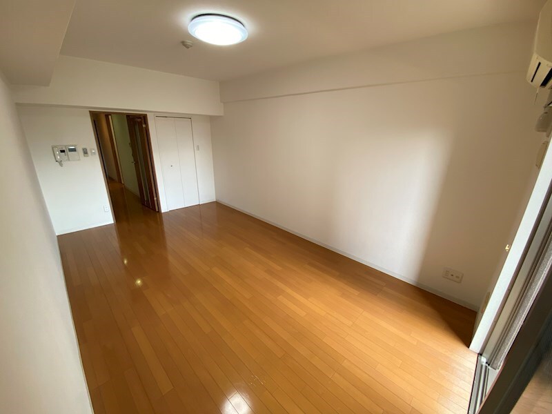 グラビスコート上幟町の物件内観写真
