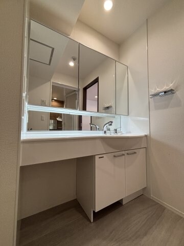 サンコートHIKARIの物件内観写真