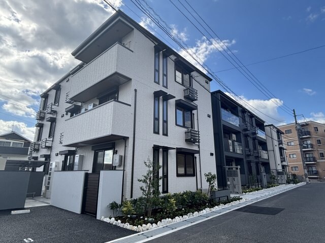 サンコートHIKARIの物件外観写真