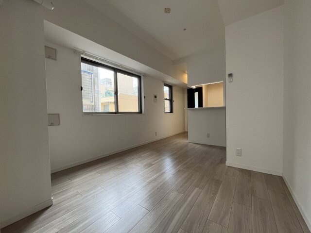 ラルウェンディ縮景園前イーストの物件内観写真