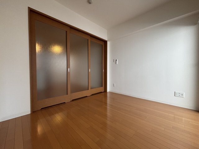 グラビスコート白島の物件内観写真