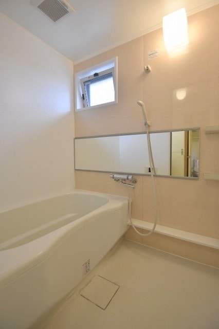 カスタニエ緑井の物件内観写真