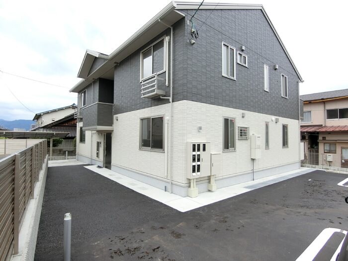 ミーティアの物件外観写真