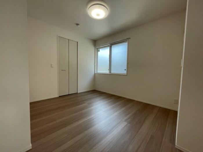 リュトモス西旭の物件内観写真