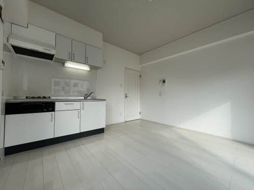 Gold Court 宝町の物件内観写真