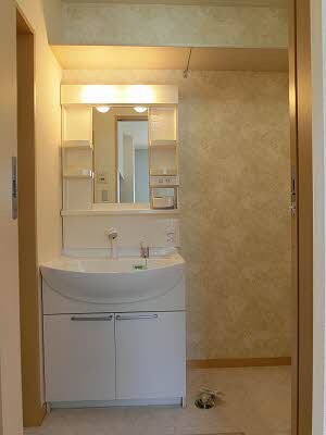 ソレイユ東雲の物件内観写真