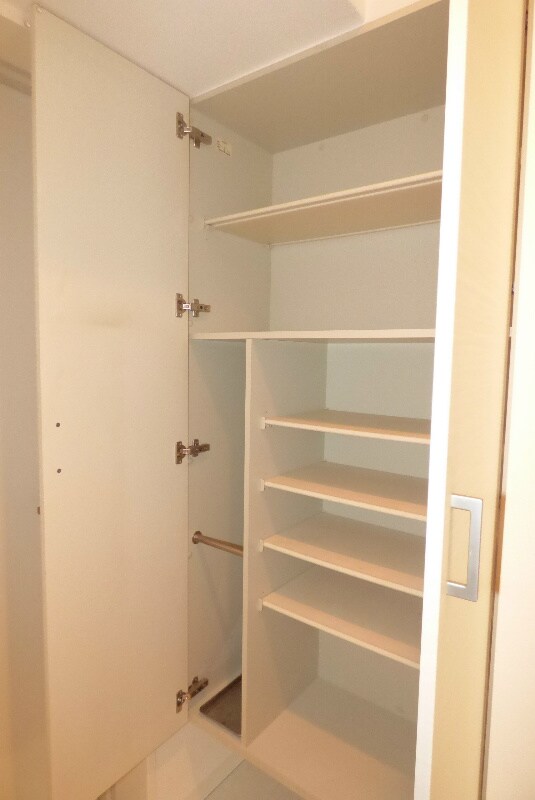 AZURE幟町の物件内観写真